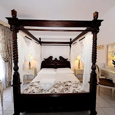 فندق مبيت وإفطار Zampeta 4*