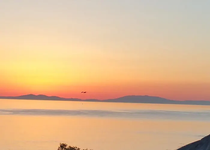 Zampeta Bed & Breakfast Adamantas (Milos)