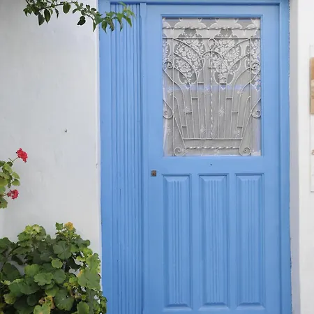 Bed & Breakfast Zampeta Adamantas (Milos)