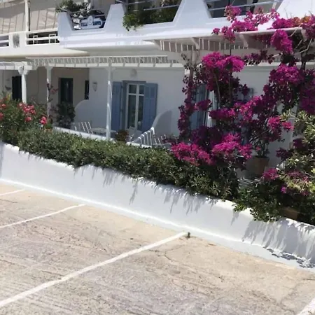 Zampeta Bed & Breakfast Adamantas (Milos)