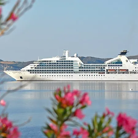 Zampeta 4*